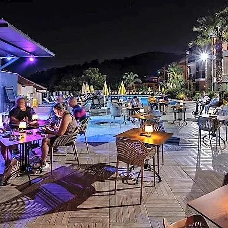 Sertil Deluxe Tropical Hotel 4*