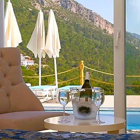Sertil Deluxe Tropical Hotel 4*