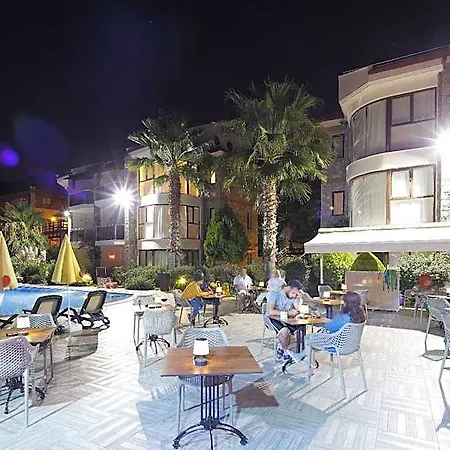 Sertil Deluxe Tropical Hotel