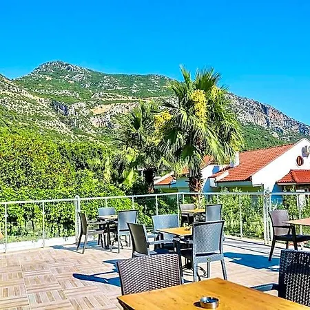 Sertil Deluxe Tropical 4*